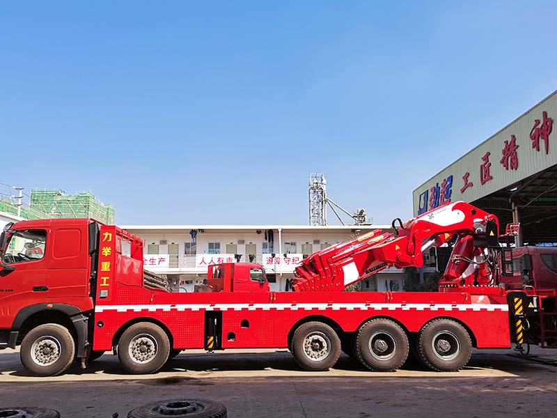 司機使用汽車隨車吊應該注意什么問題
